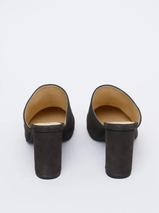 Cleo Mules