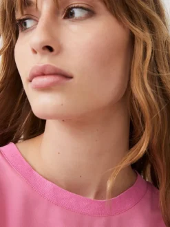 Crepe Light Crew Neck Top