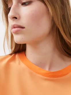 Crepe Light Crew Neck Top