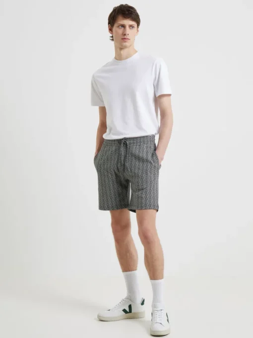 Cube Trophy Shorts