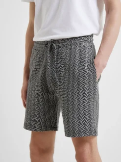 Cube Trophy Shorts