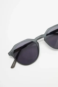 Geometric Frame Sunglasses