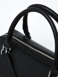 Jeenaa X Textured Bowling Bag