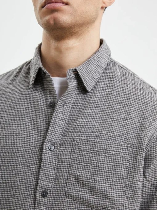 Micro Puppy Tooth Shirt