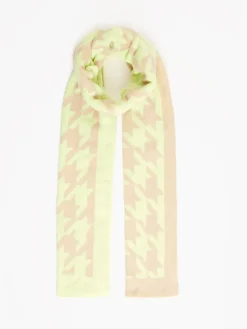 Oversized Houndstooth Scarf