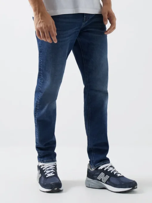 Slim Fit Stretch Jeans